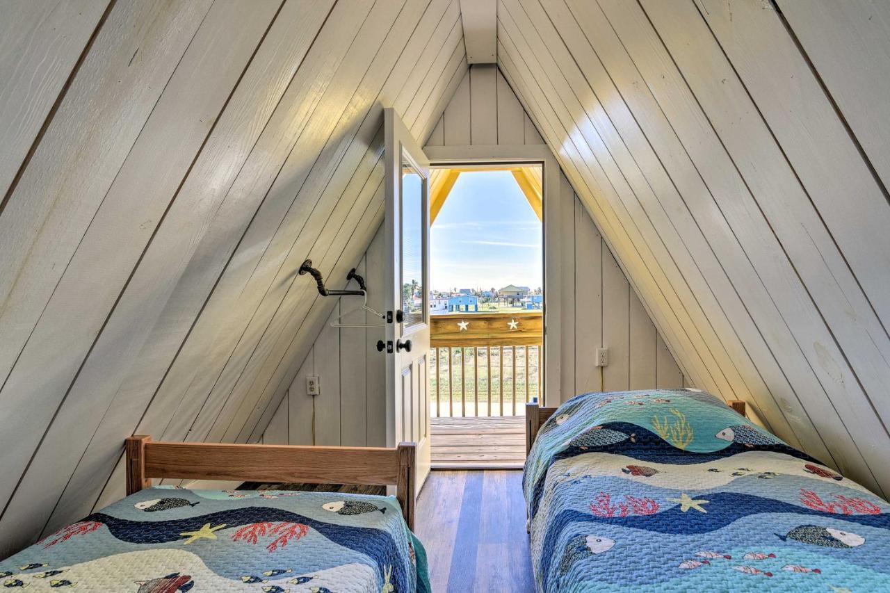 A-Frame Home With Deck - 2 Blocks To Surfside Beach! Екстер'єр фото